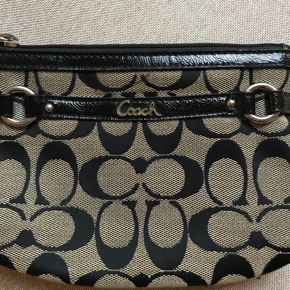 Small Authentic Coach Wristlet - image 4